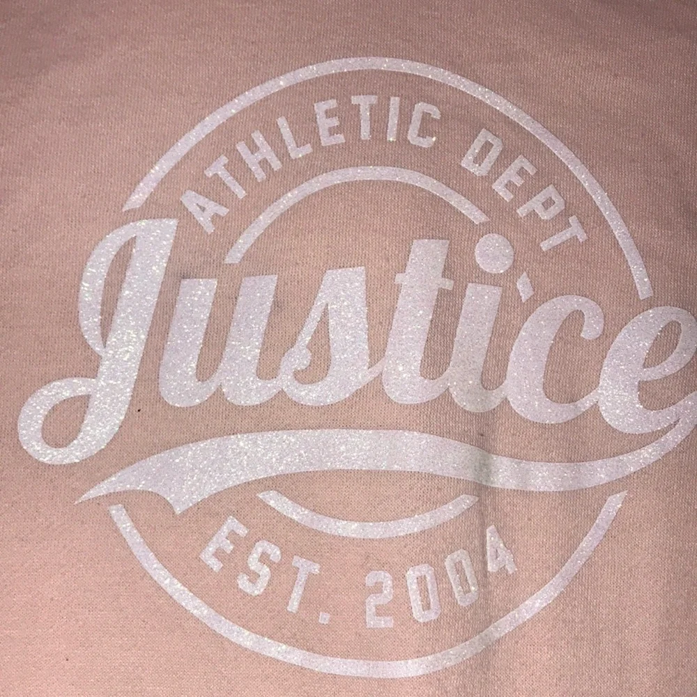 Justice girl’s pale